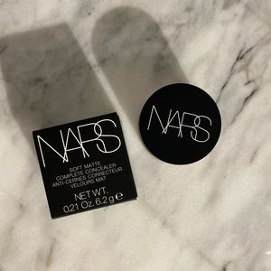 Nars Soft Matte Complete Concealer